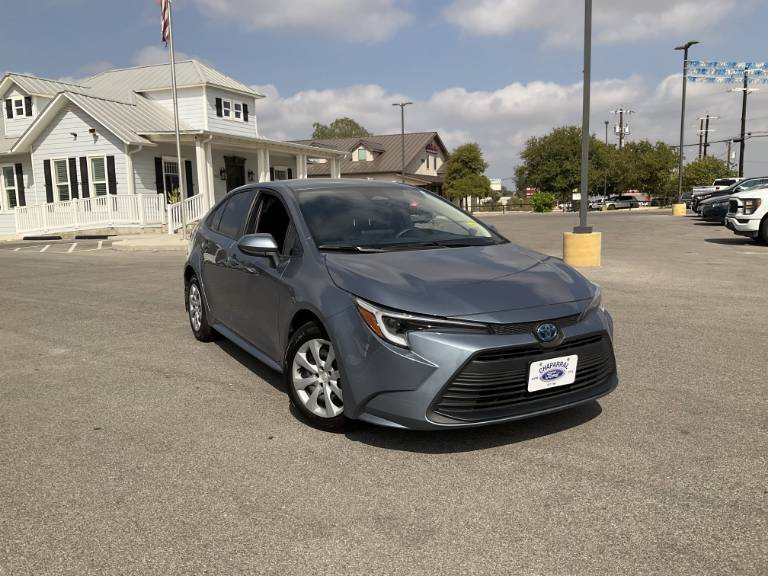 2025 Toyota Corolla Hybrid LE