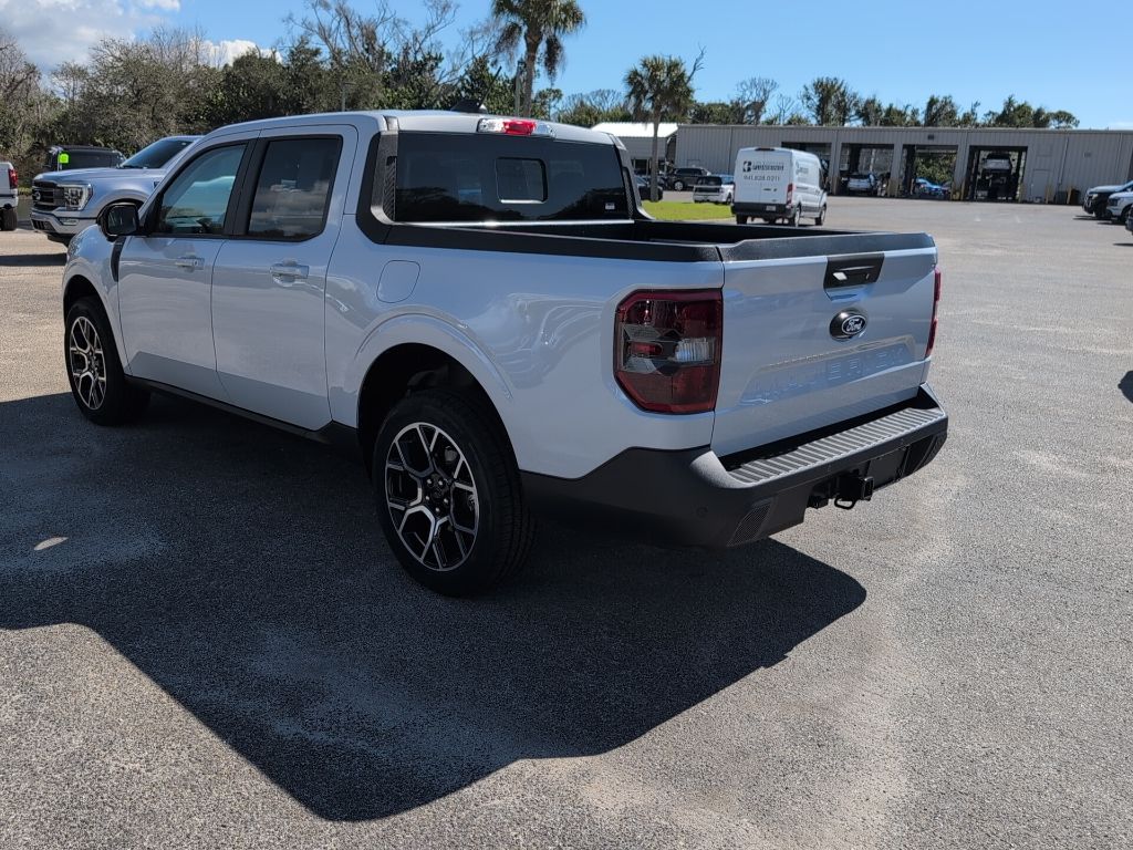 2025 Ford Maverick Lariat photo 4