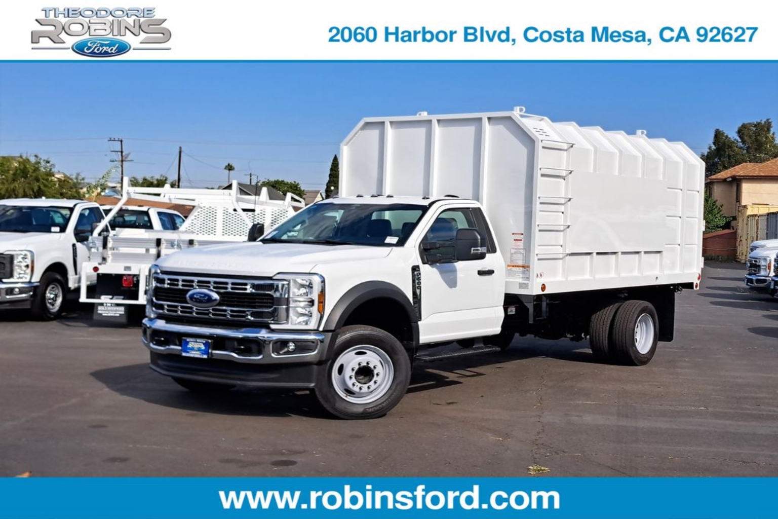 2025 Ford F-600 Super Duty Chassis Cab XL's photo