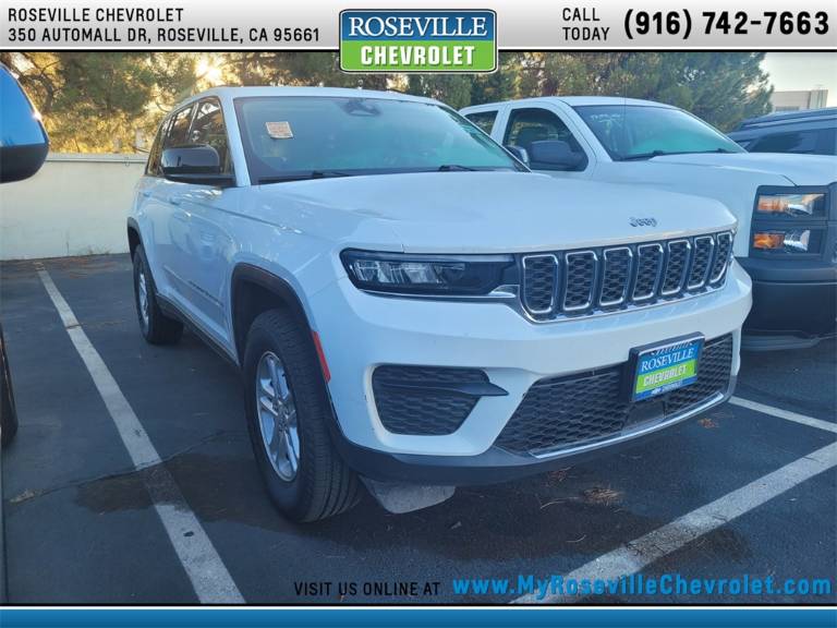 2023 Jeep Grand Cherokee Laredo