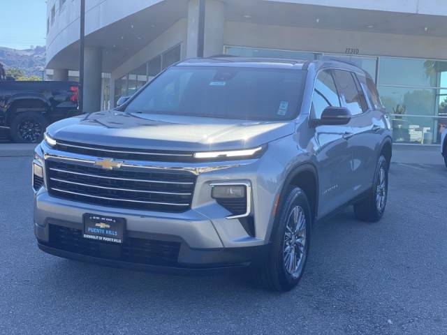 2025 Chevrolet Traverse FWD LT