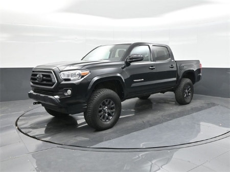 2022 Toyota Tacoma 4WD SR5