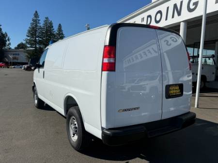 2025 Chevrolet Express 2500 Work Van