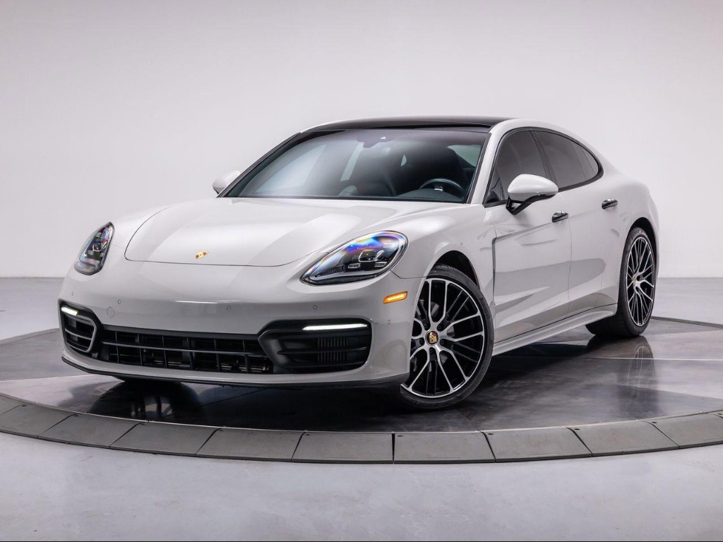 2022 Porsche Panamera Platinum Edition