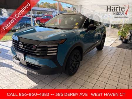 2025 Nissan Kicks SR