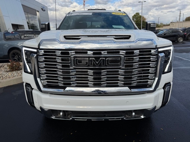 2024 Gmc Sierra HD Denali photo 3