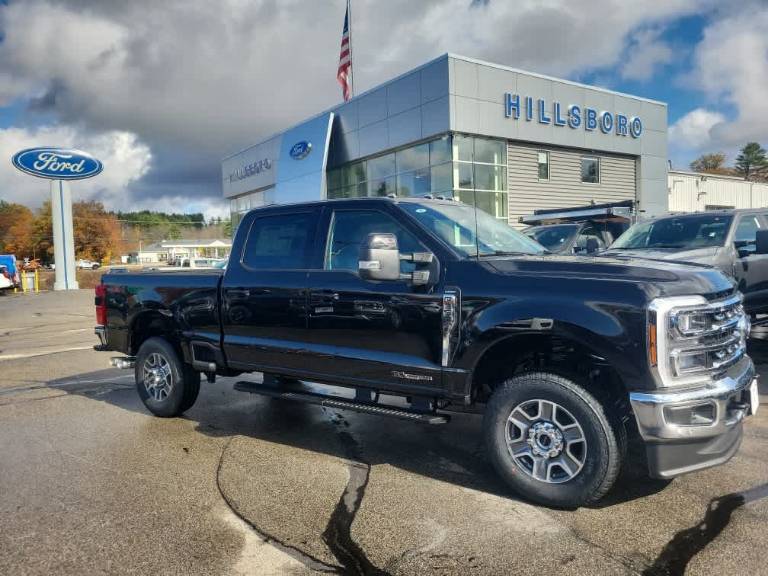 2026 Ford Super Duty F-350 SRW LARIAT