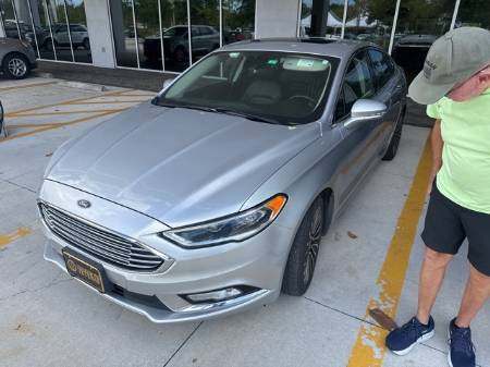 2017 Ford Fusion SE