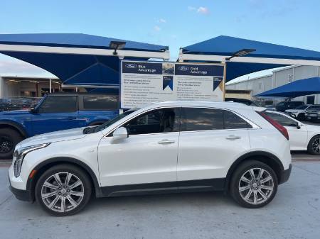 2023 Cadillac XT4 Luxury