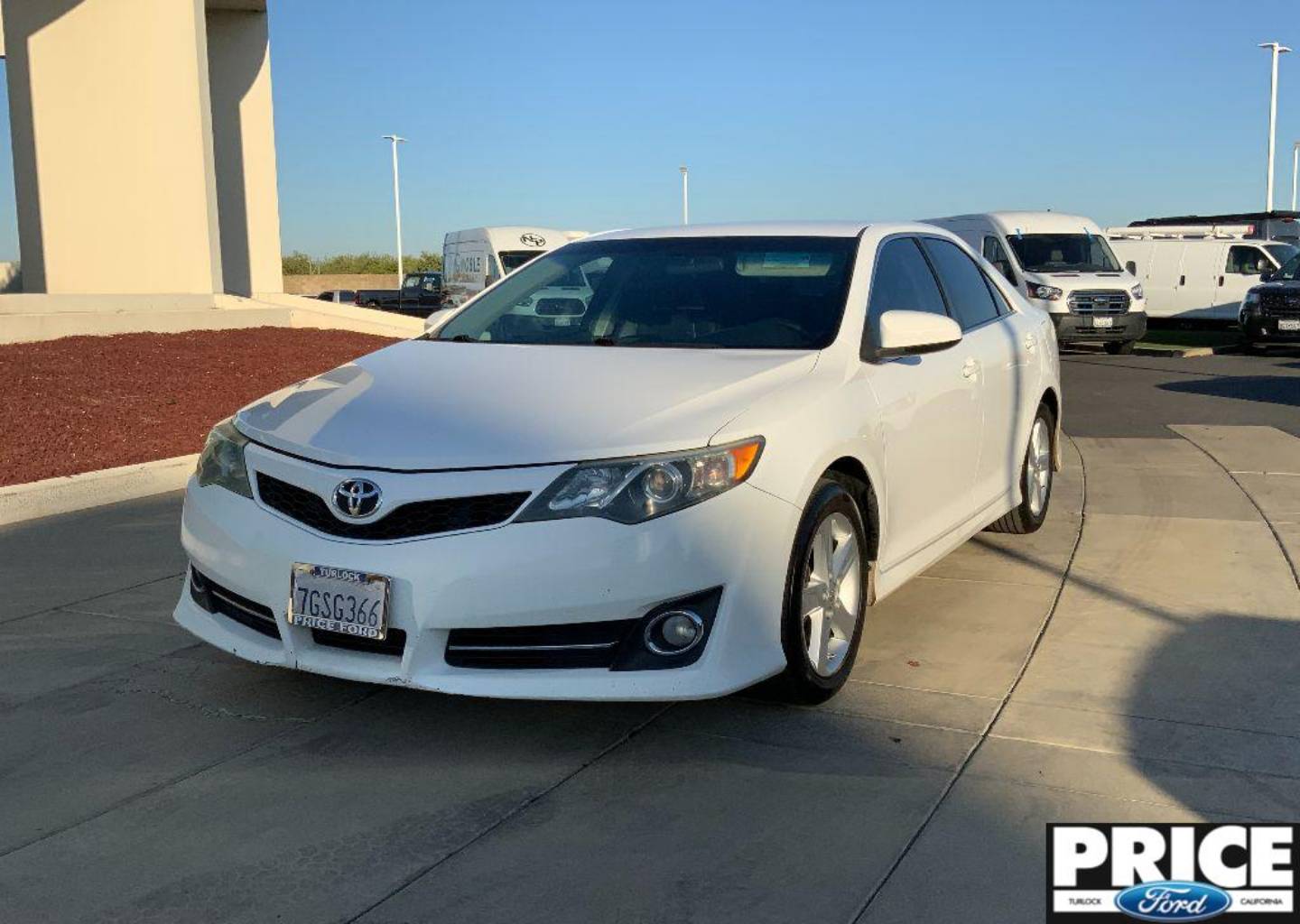 2014 Toyota Camry SE