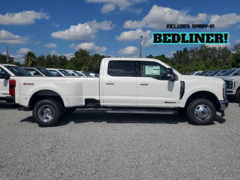 2026 Ford Super Duty F-350 DRW LARIAT