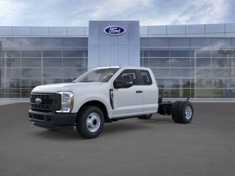 2025 Ford Super Duty F-350 DRW XL