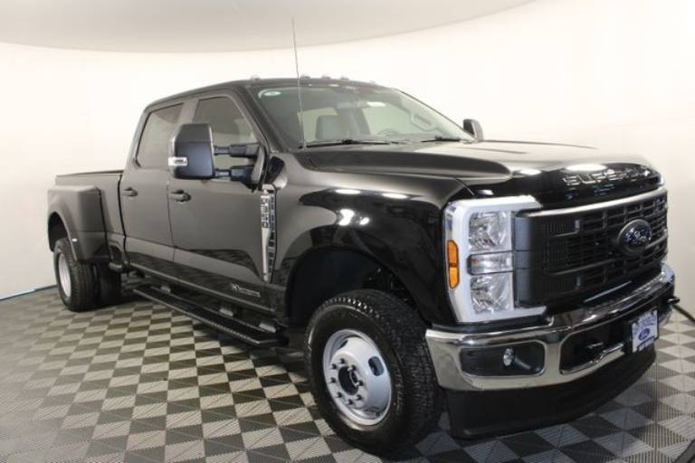 2026 Ford Super Duty F-350 DRW XL