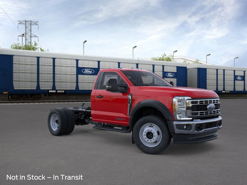 2026 Ford F-550 photo 4