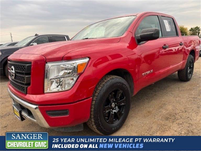 2022 Nissan Titan SV