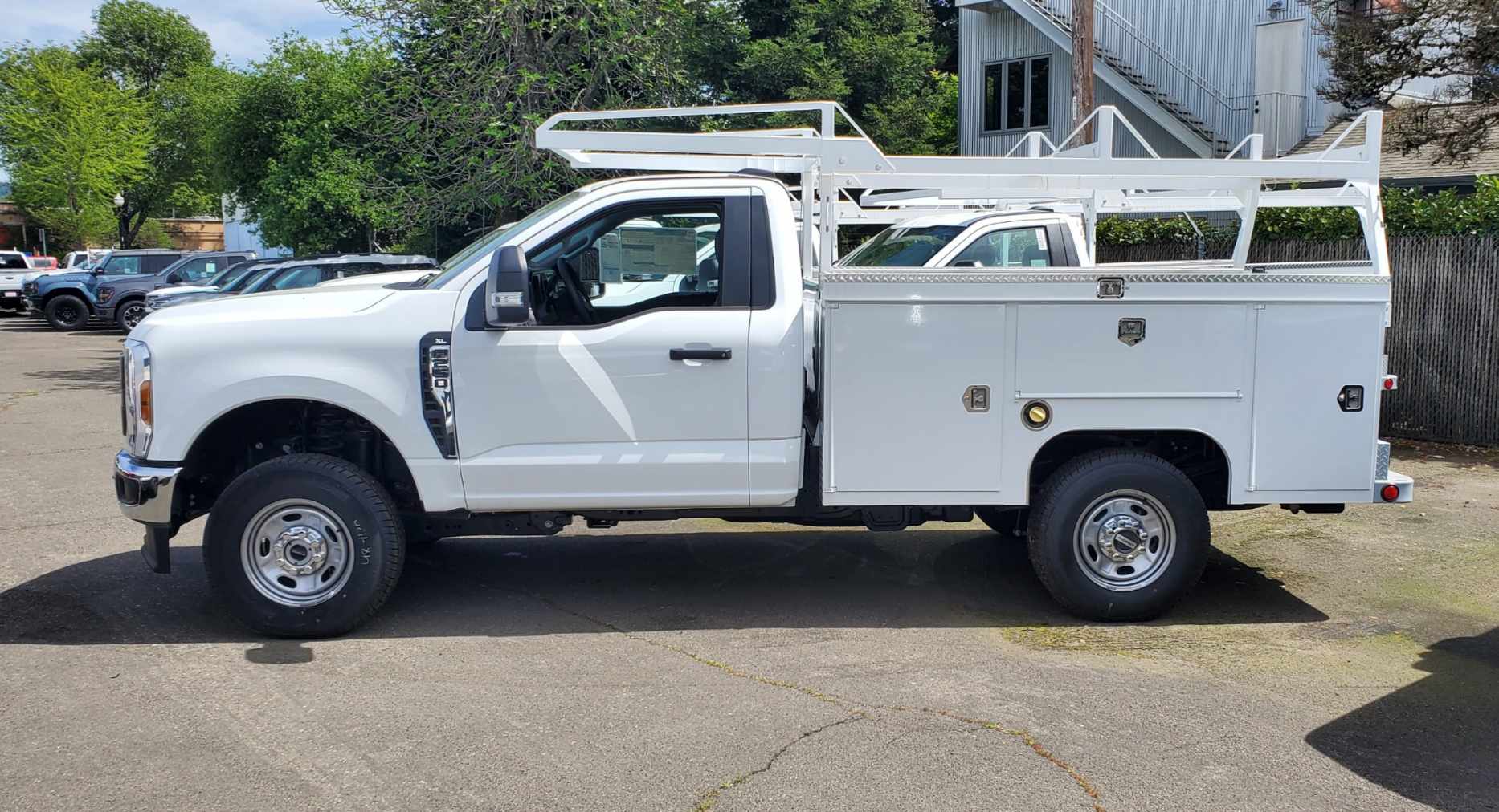 2024 Ford F-250 photo 2