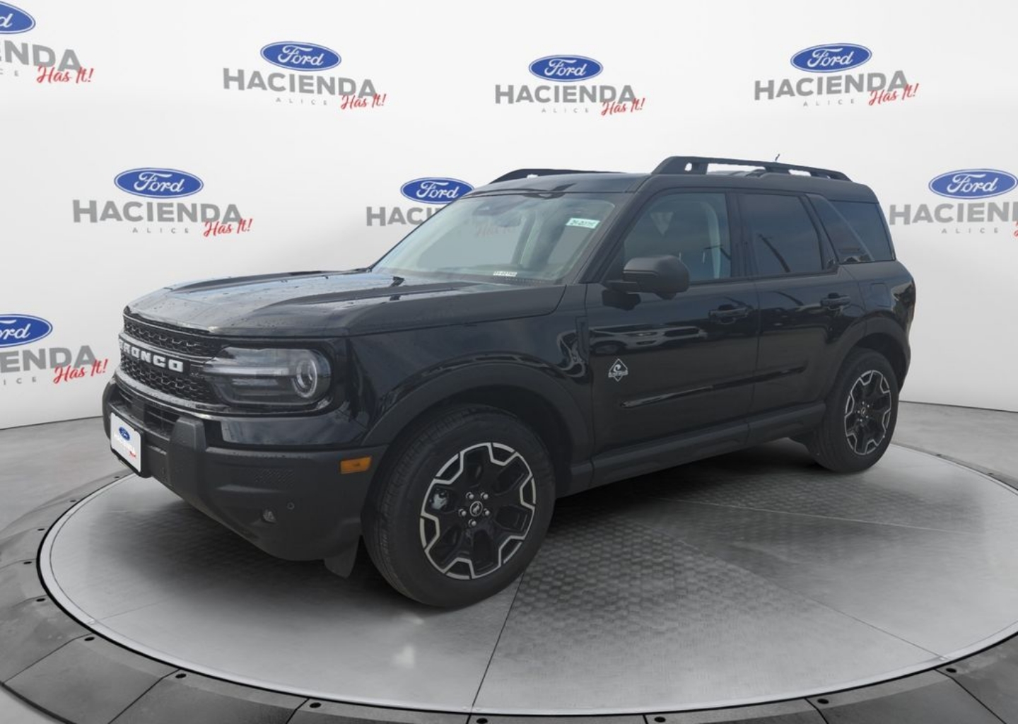 2025 Ford Bronco Sport Outer Banks's photo