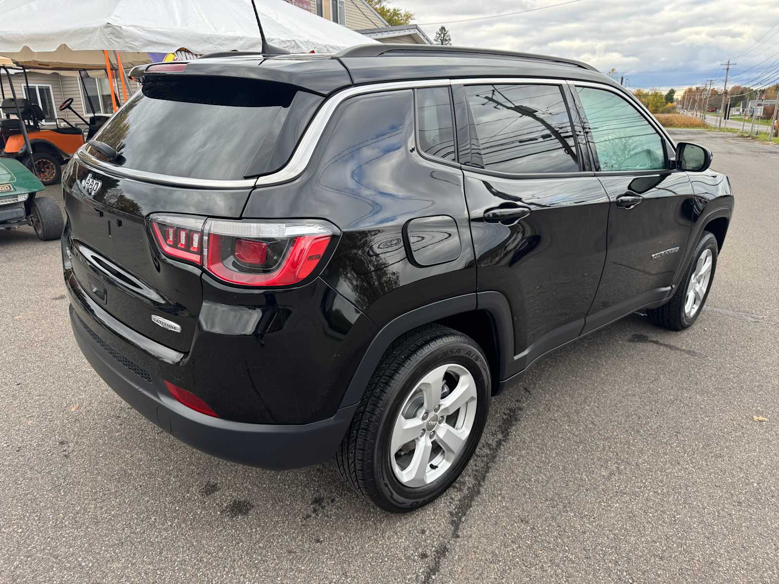 2020 Jeep Compass Latitude photo 2
