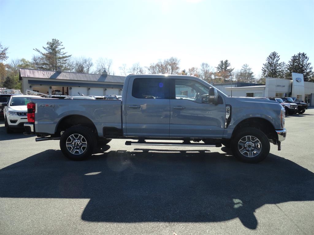 2026 Ford F-250 photo 4