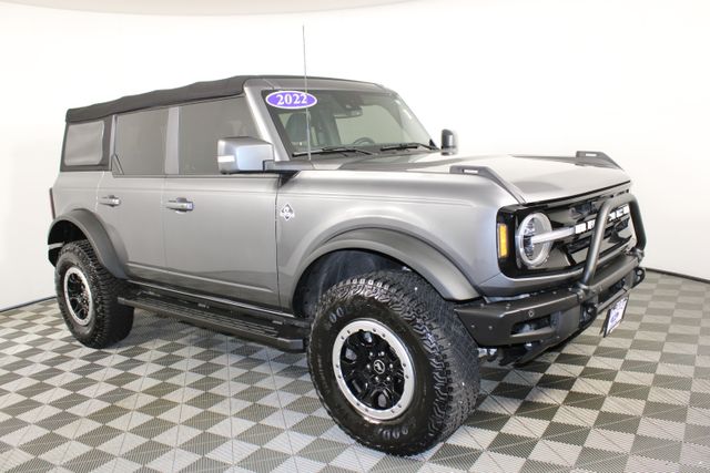 Used 2022 Ford Bronco 4-Door Outer Banks with VIN 1FMDE5DHXNLA92669 for sale in Kansas City