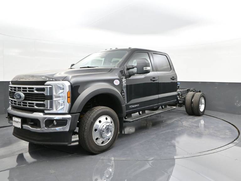 2025 Ford Super Duty F-450 DRW XLT