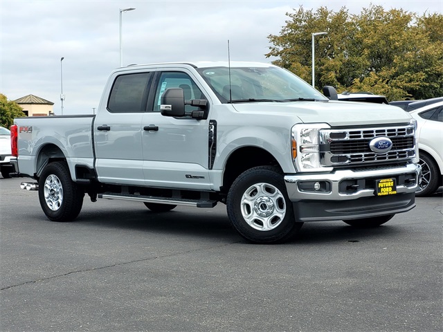New 2025 Ford F-250SD XLT