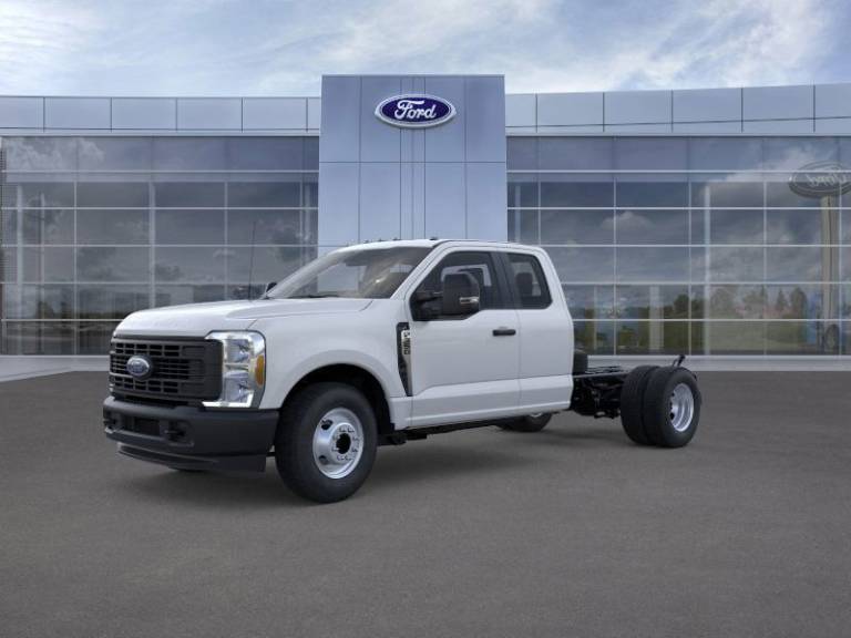 2025 Ford Super Duty F-350 DRW XL