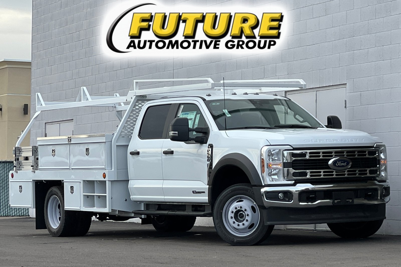 2024 Ford F-550SD XL