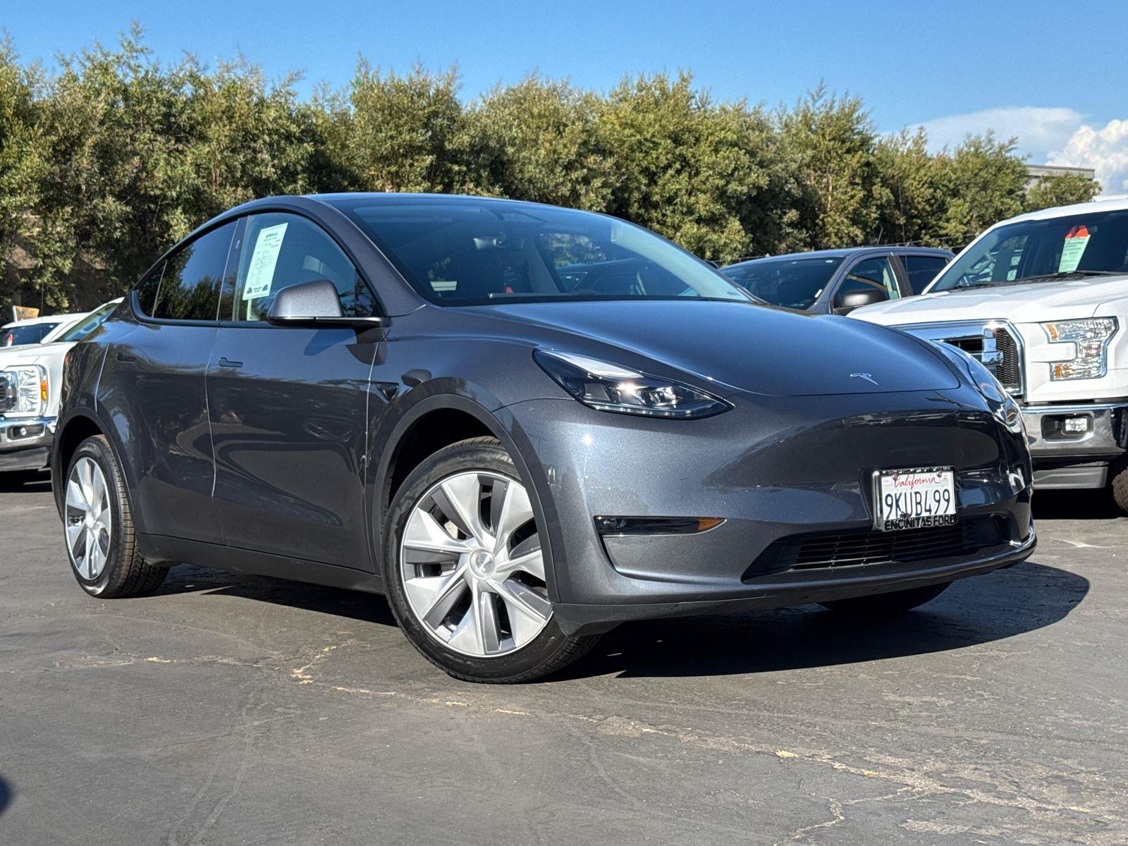 Used 2024 Tesla Model Y Long Range with VIN 7SAYGDEE2RA214626 for sale in Encinitas, CA