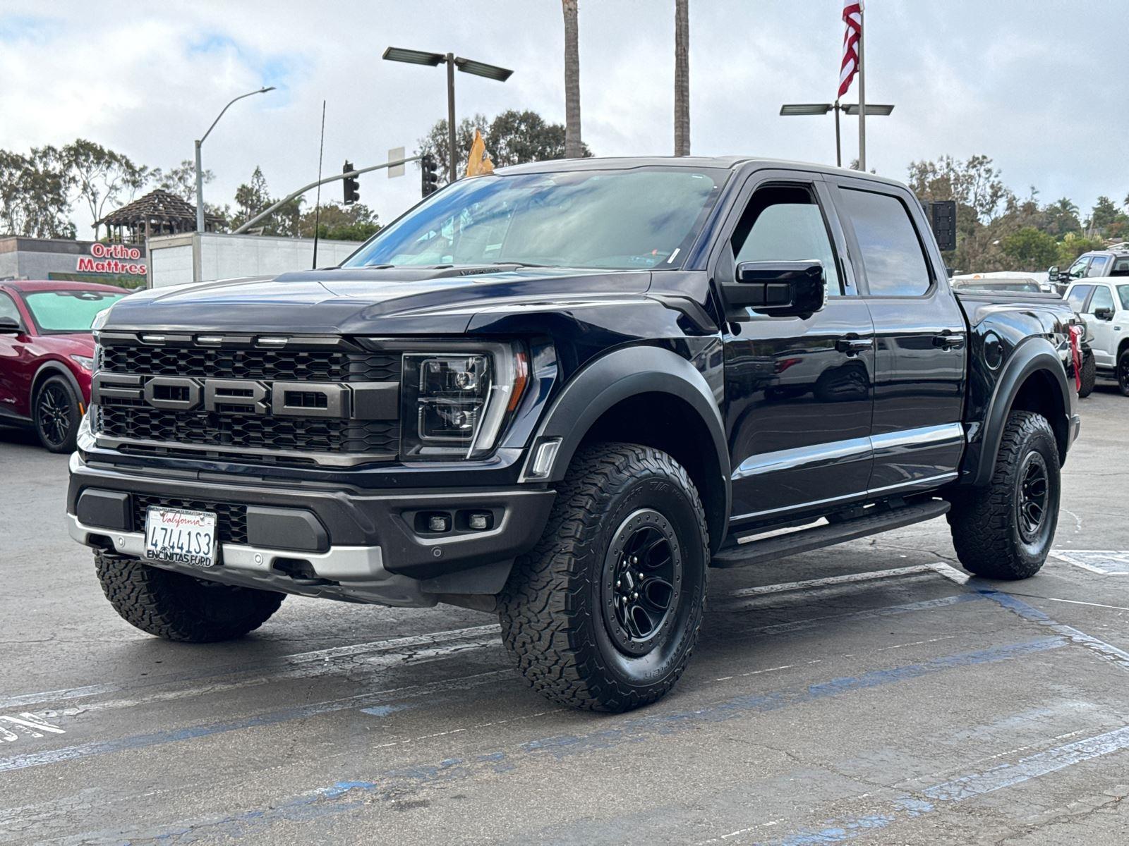 2023 Ford F-150 Raptor photo 2