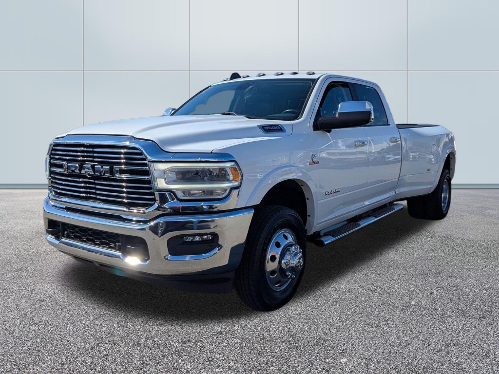 2021 RAM 3500 Laramie Crew Cab 4X4 8 Box