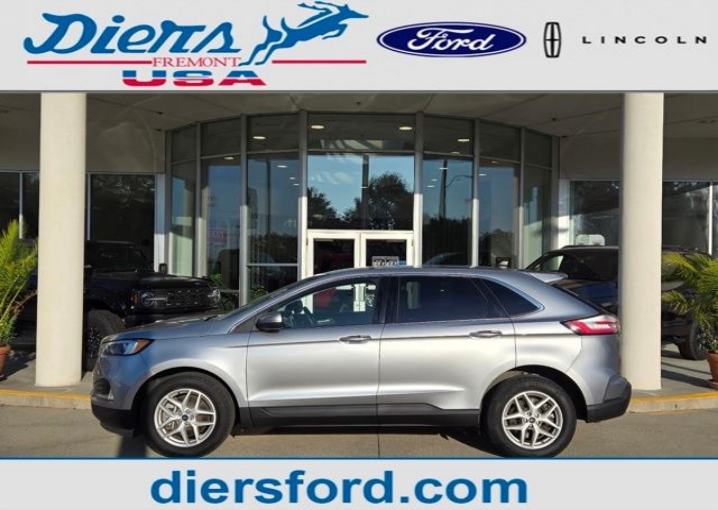 2022 Ford Edge SEL's photo