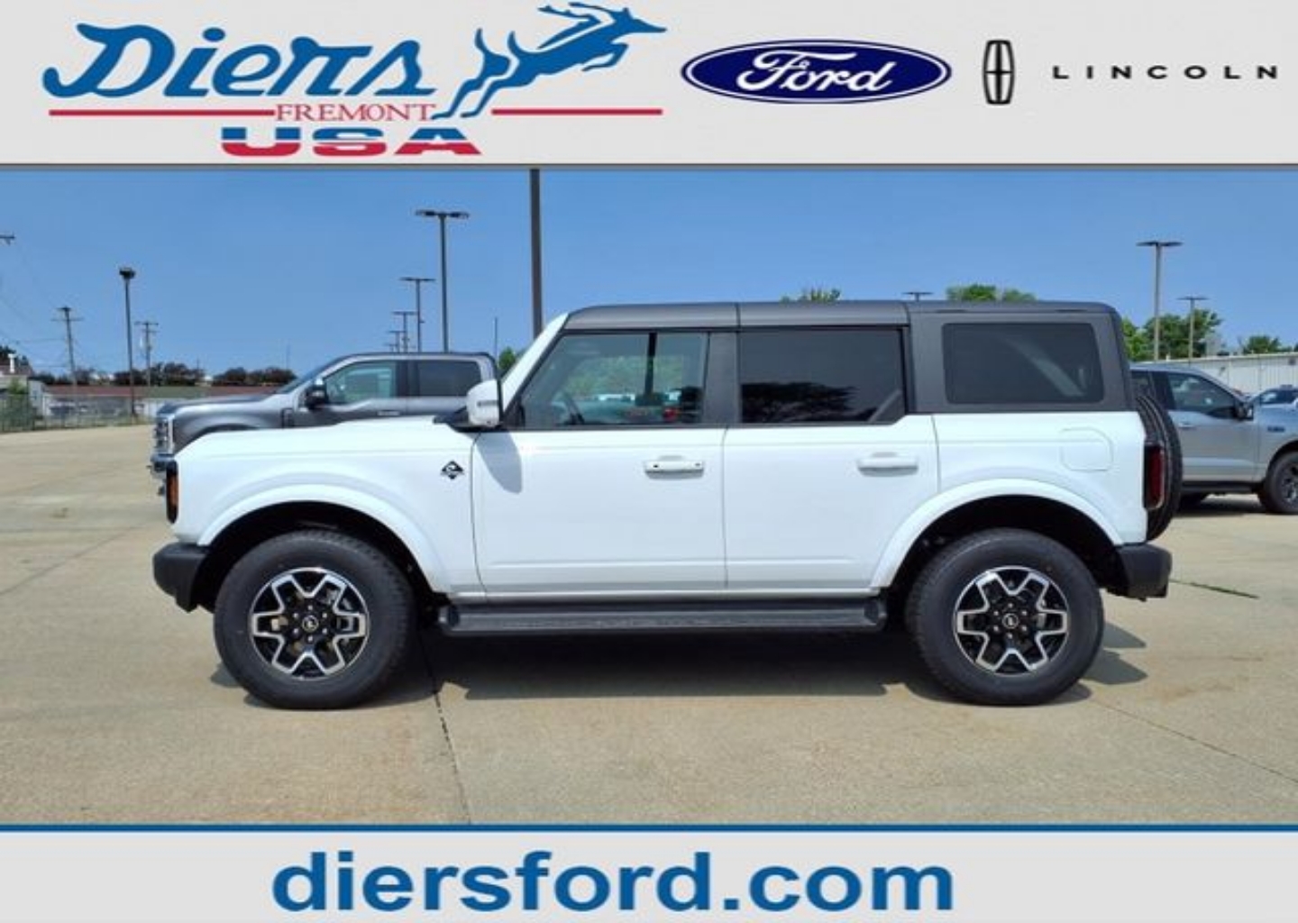 2025 Ford Bronco 4-Door Outer Banks's photo