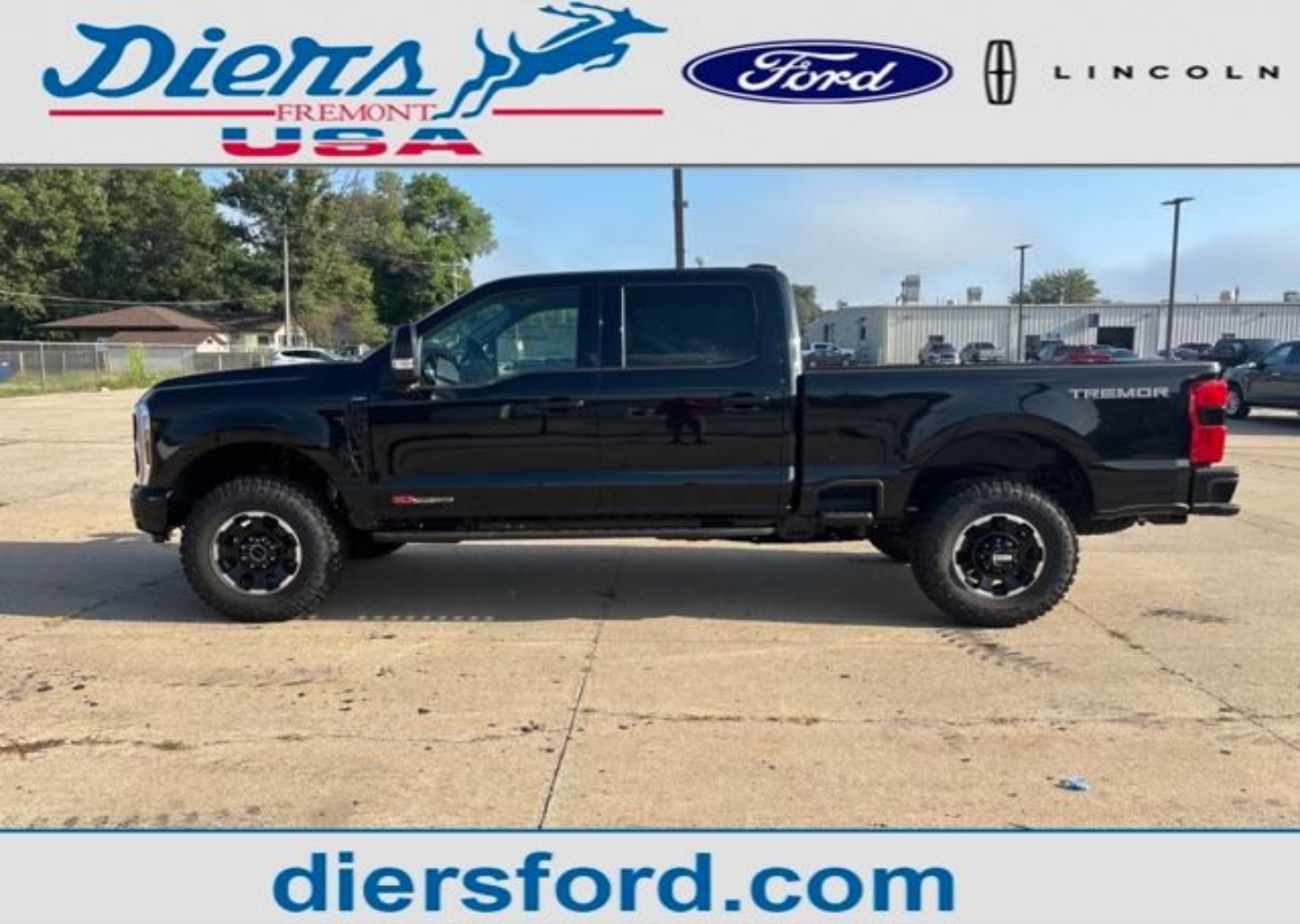 2025 Ford F-250 Super Duty Lariat's photo
