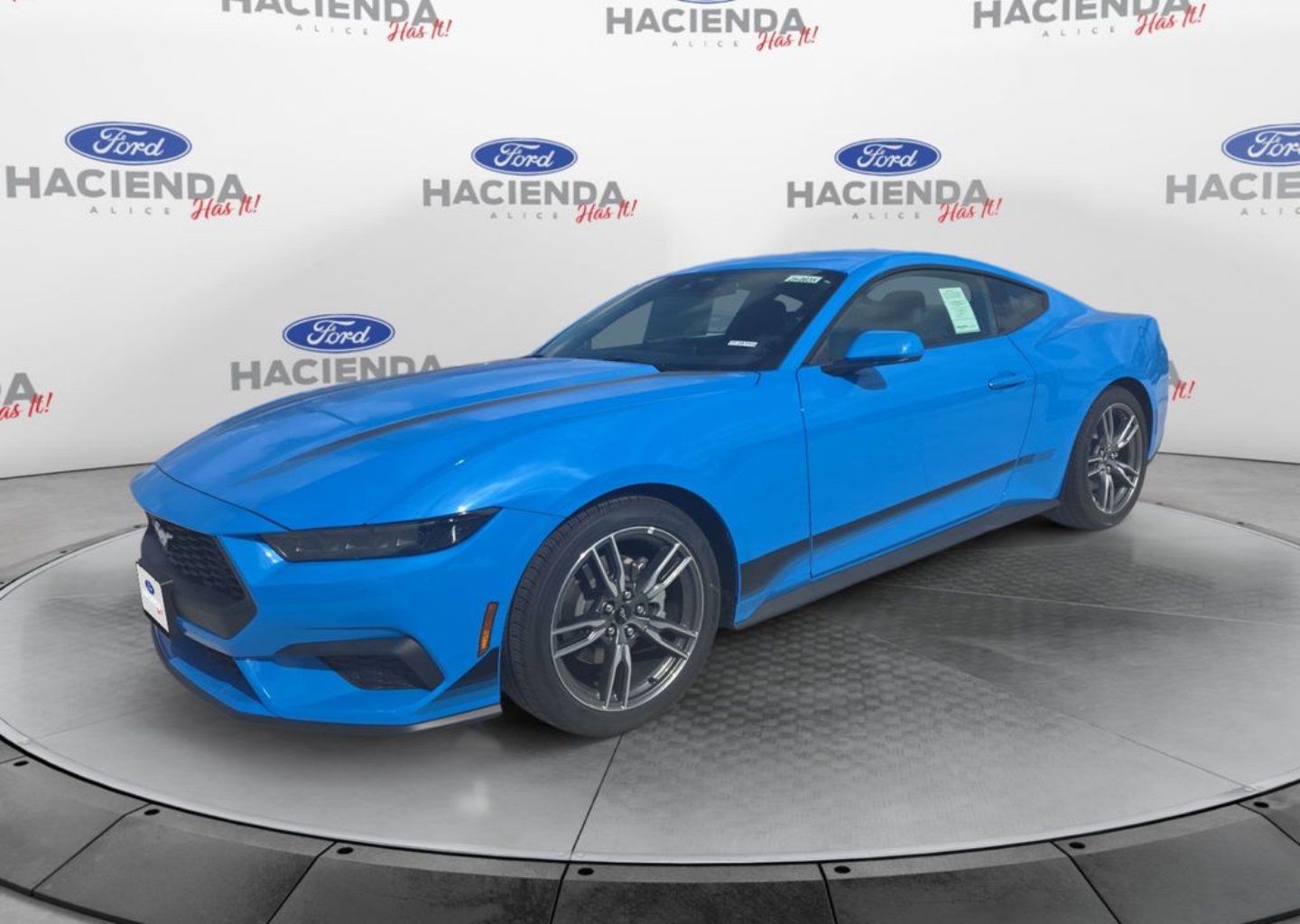 2025 Ford Mustang EcoBoost's photo