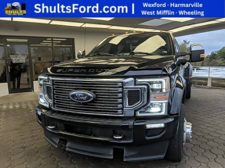 2022 Ford F-450SD Platinum