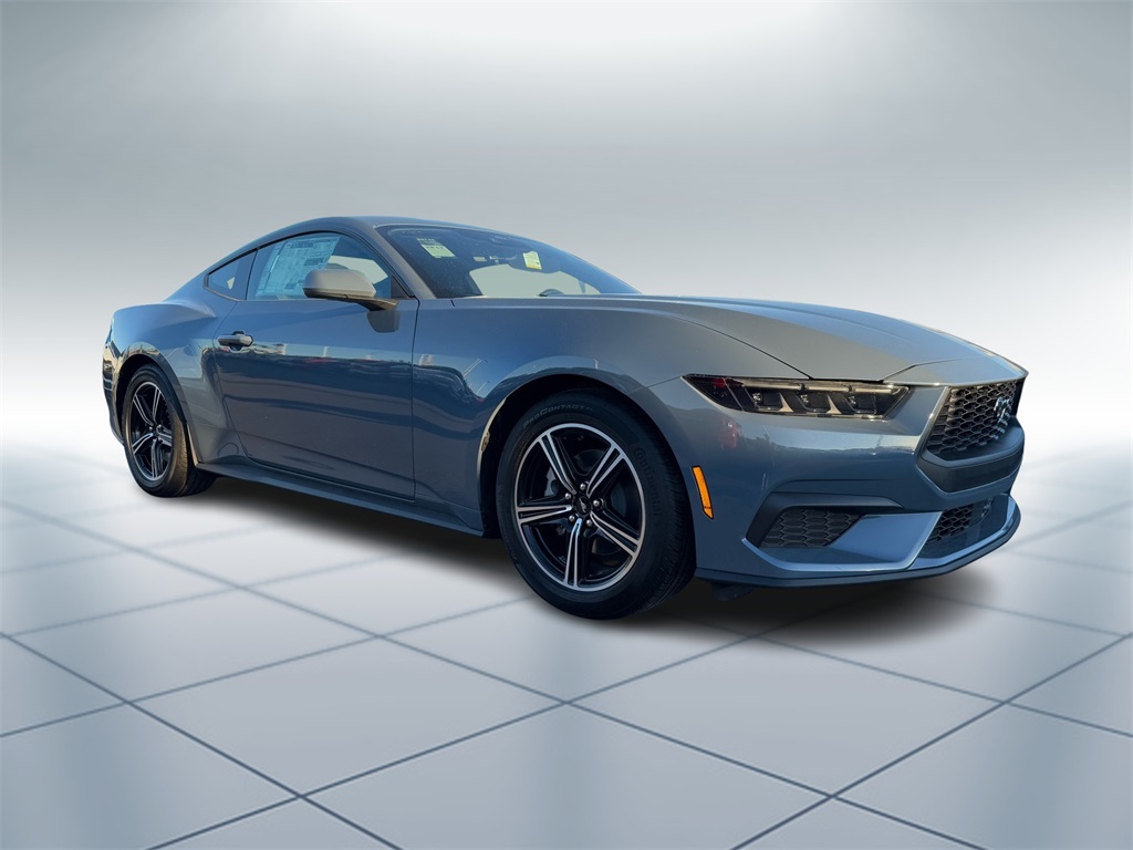 2025 Ford Mustang EcoBoost photo 2