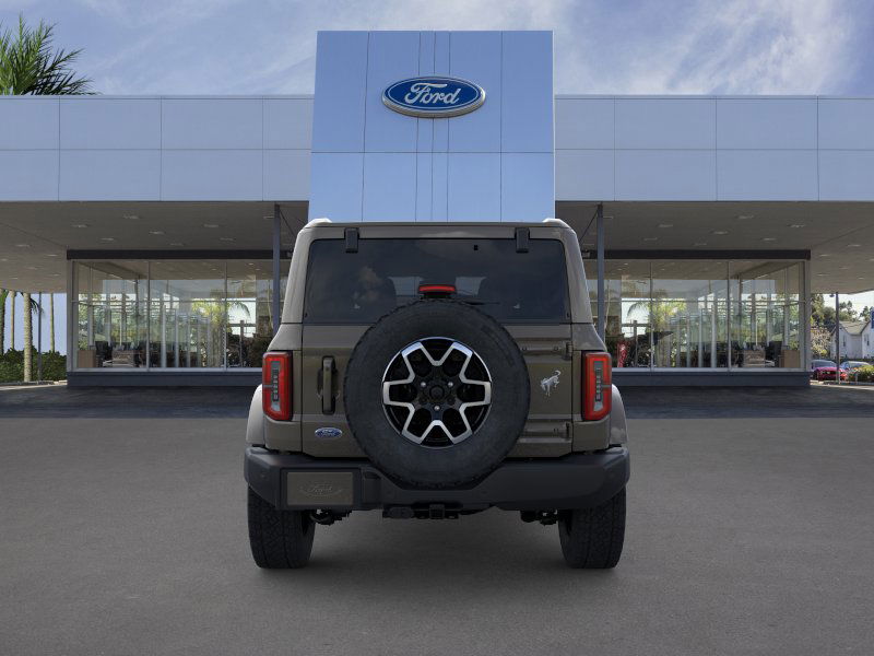 2025 Ford Bronco Outer Banks photo 3