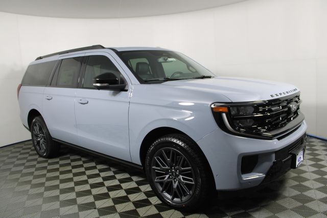 2025 Ford Expedition Platinum's photo