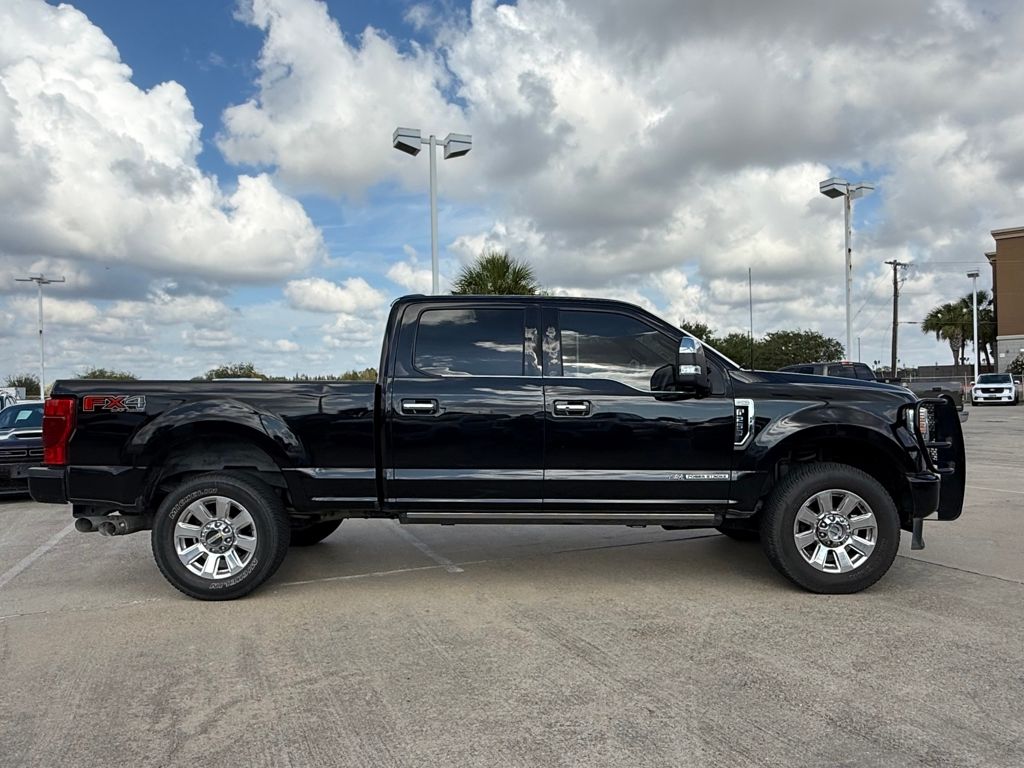 2021 Ford F-250 photo 2