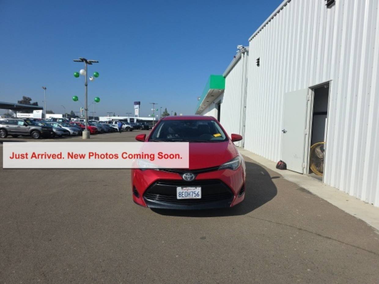 Used 2019 Toyota Corolla LE with VIN 2T1BURHE3KC130736 for sale in Selma, CA