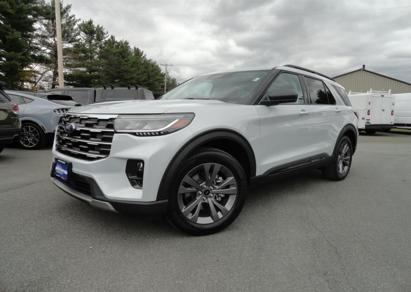2026 Ford Explorer Active's photo