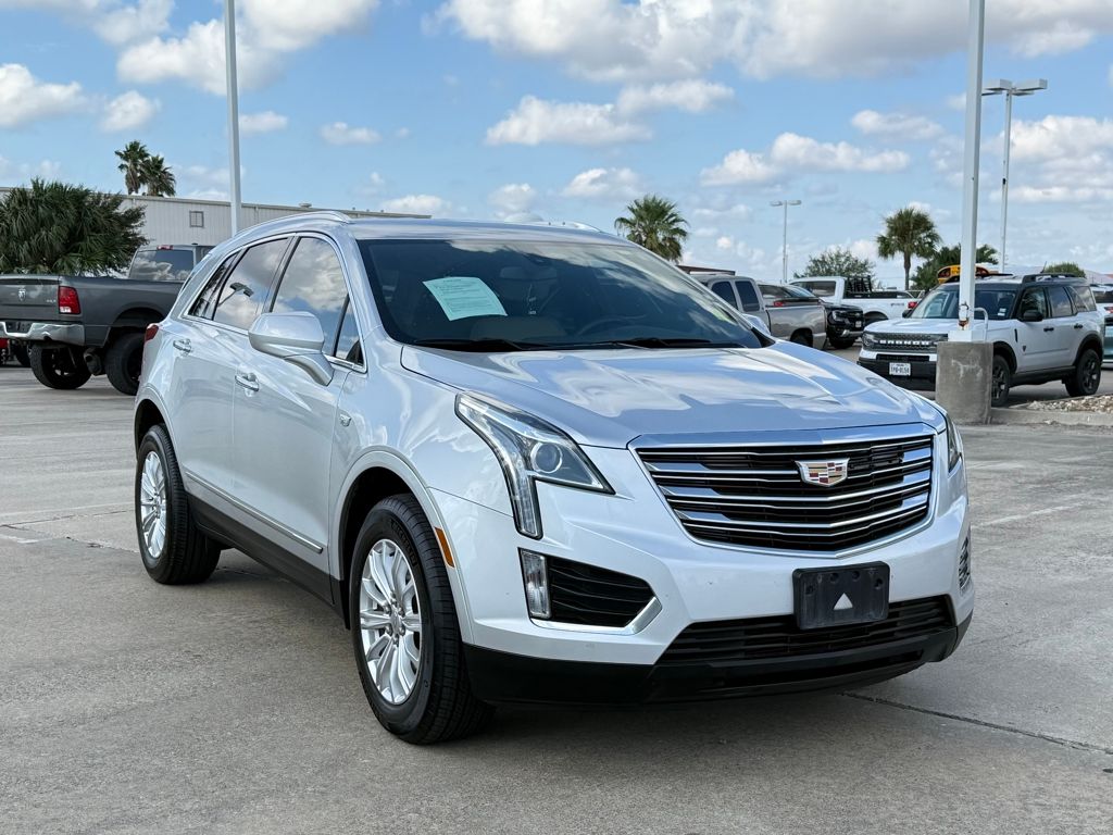 2018 Cadillac XT5 Base photo 2
