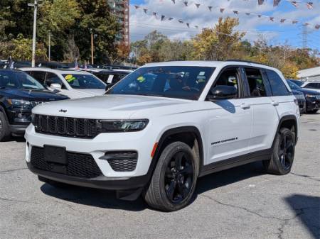 2023 Jeep Grand Cherokee Altitude