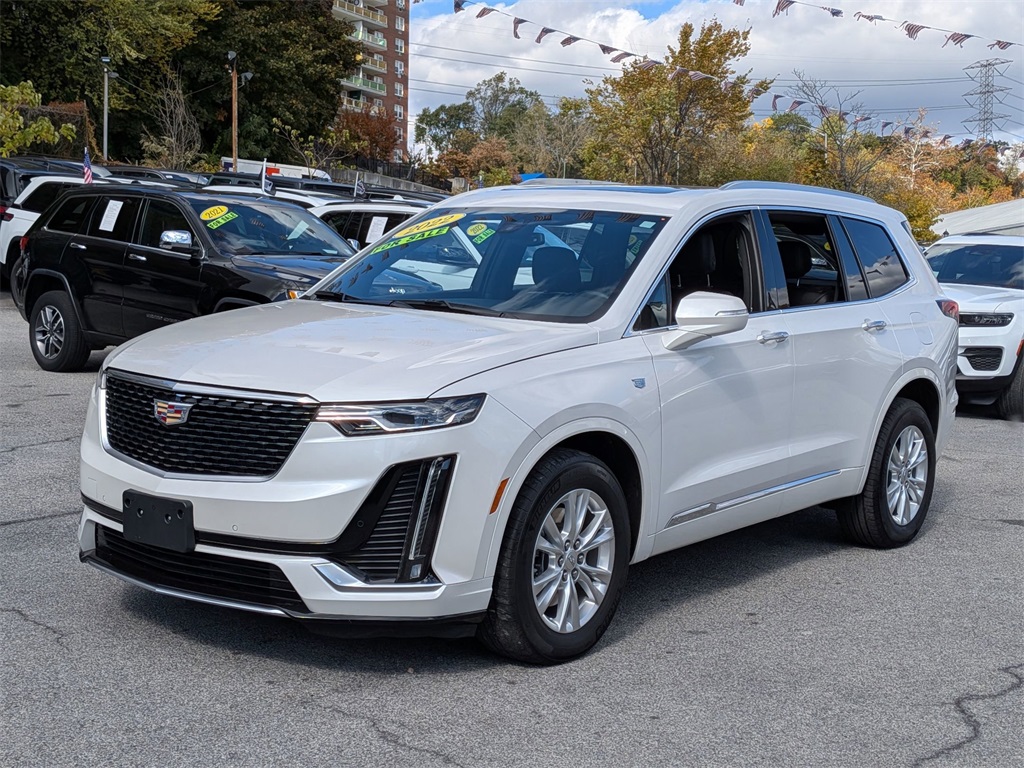 2022 Cadillac XT6 Luxury