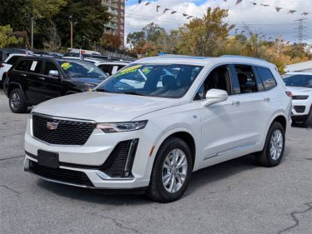 2022 Cadillac XT6 Luxury