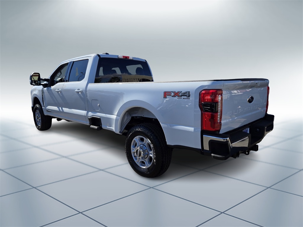 2026 Ford F-350 XL photo 4