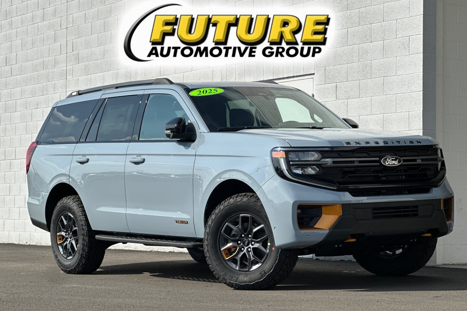2025 Ford Expedition Tremor's photo