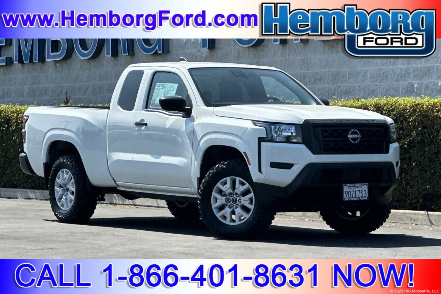 2023 Nissan Frontier S's photo