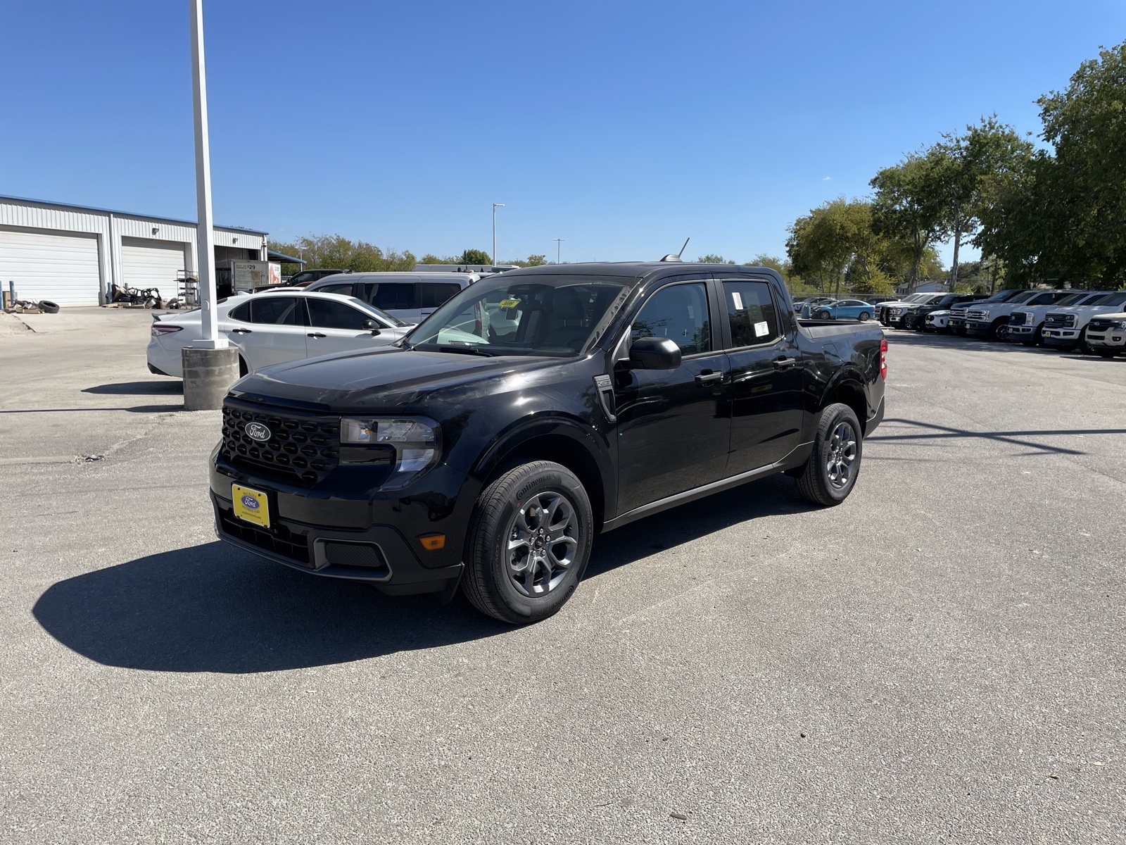 2025 Ford Maverick XLT's photo